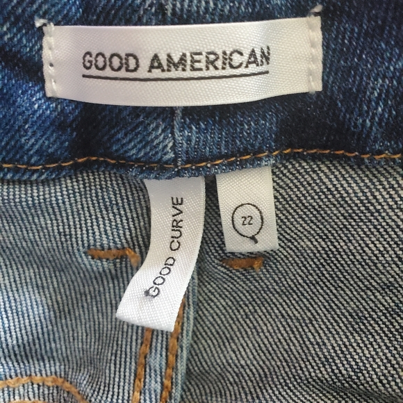 Good American Good Curve High Waisted Medium Wash Blue Jeans - Picture 7 of 8